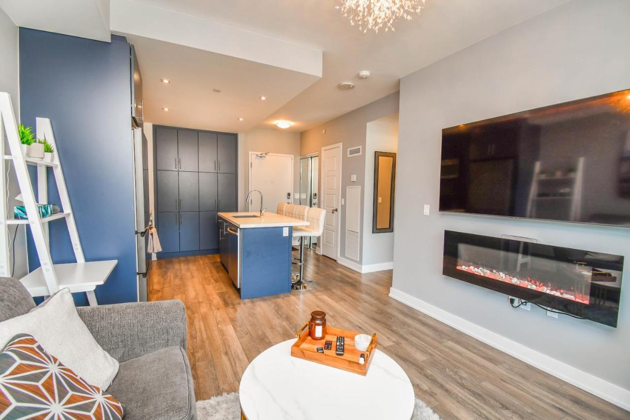 Pet Friendly Condos At Friday Harbour Innisfil Eksteriør bilde